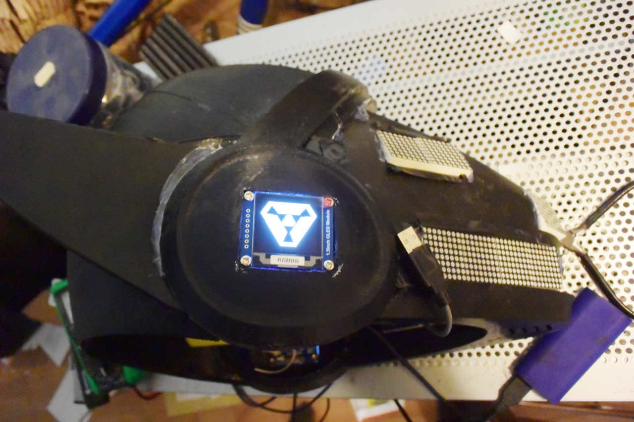 1.5 inch OLED display in protogen cheek